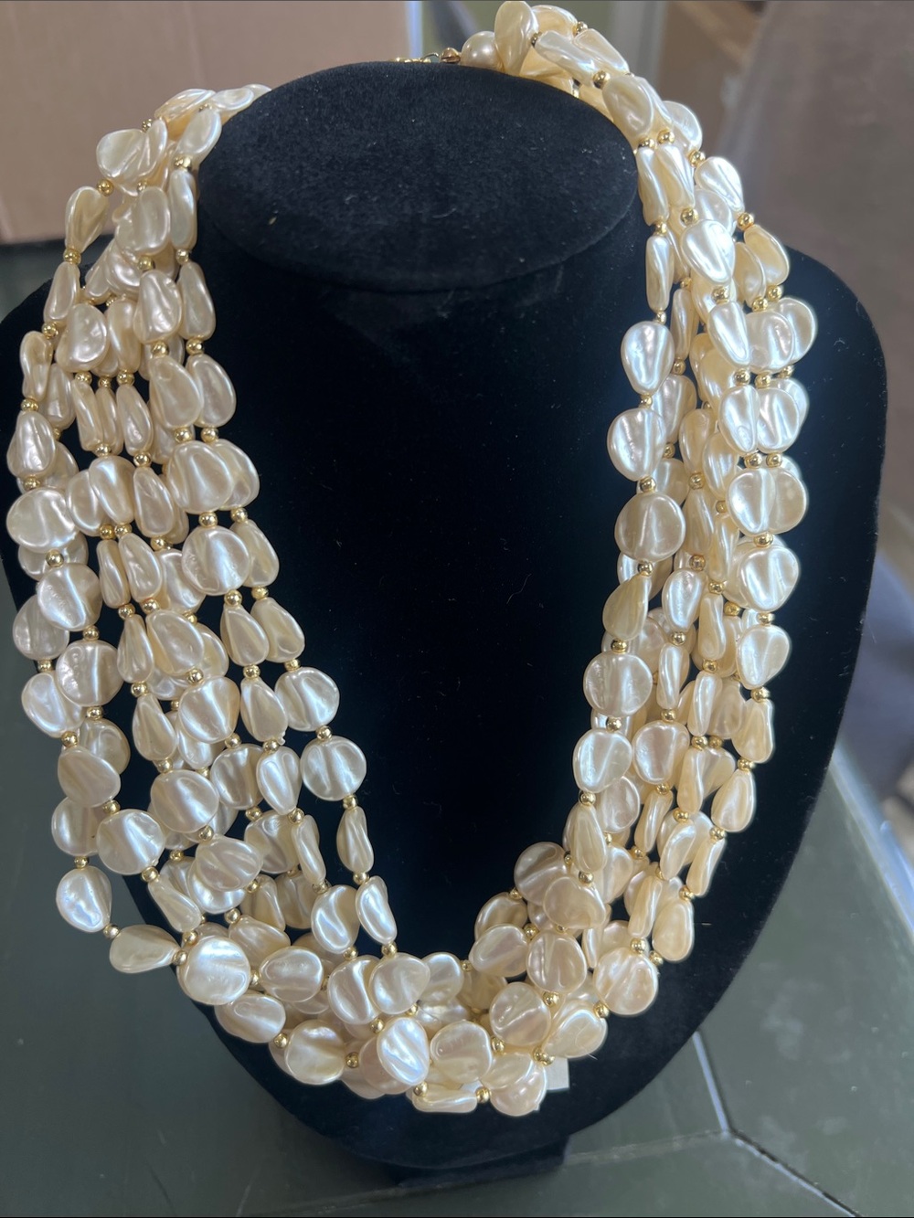 Multi-Strand Pearl Bead Necklace - Cream Pearlescent